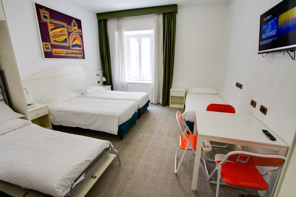 Hotel Continentale Rome Chambre photo